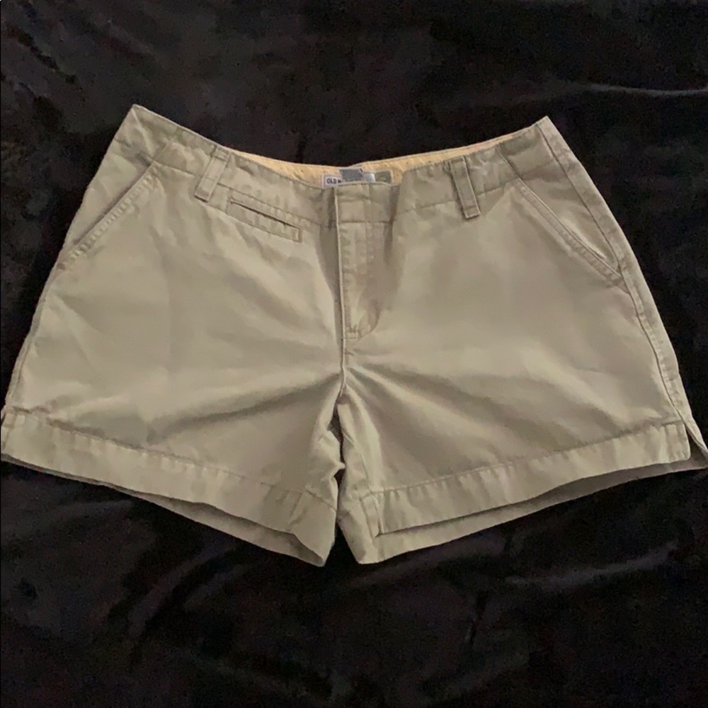 Old Navy khaki shorts